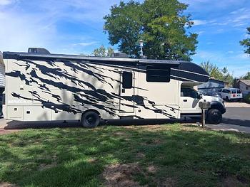 Thumbnail of RV
