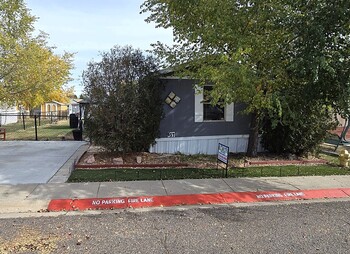 Photo of FOR SALE BEAUTIFUL 3 BEDROOM, 2 BATH MANUFACTURED HOME IN THORNTON, CO!
