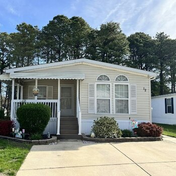 Thumbnail of mobile home
