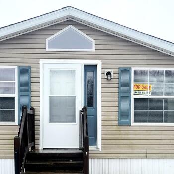 Thumbnail of mobile home