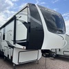 RV for Sale: 2021 CARDINAL 390FBX