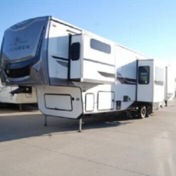 Thumbnail of RV