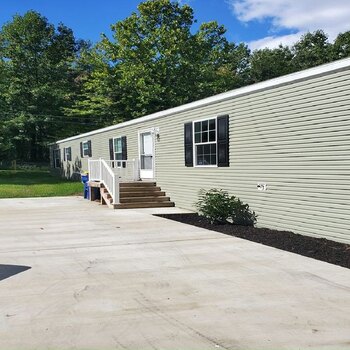 Thumbnail of mobile home