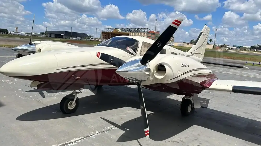 7924/piper-pa-34-220t-seneca-v-2003-flightmarket-id-7924-53531.webp