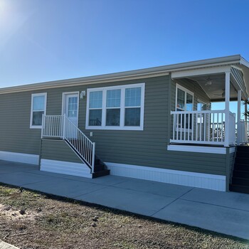 Thumbnail of mobile home