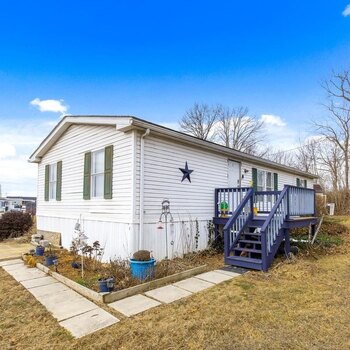 Thumbnail of mobile home