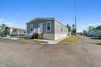 Thumbnail of mobile home