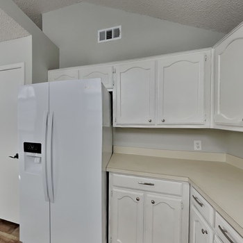 Photo of 3 Bed 2 Bath Unit in Arlington, TX