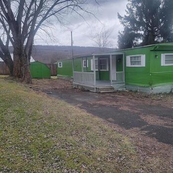 Thumbnail of mobile home