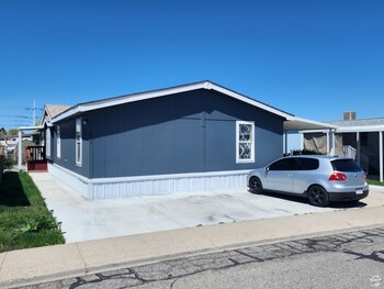 Thumbnail of mobile home