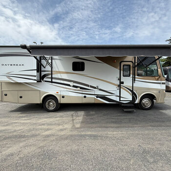 Thumbnail of RV