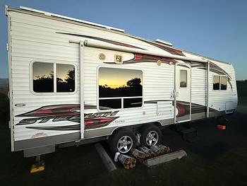 Thumbnail of RV