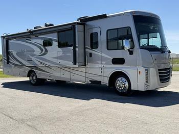 Thumbnail of RV