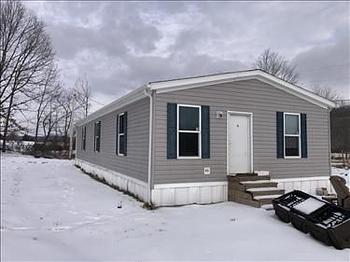 Thumbnail of mobile home