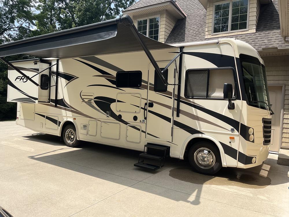 Photo of Rv