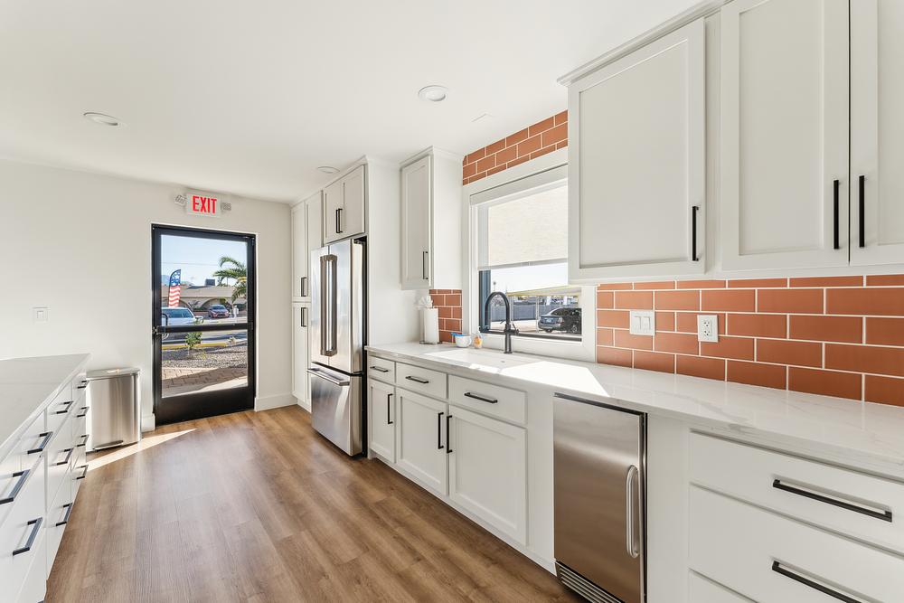 146 N Merrill Rd Apache Junction AZ 85120 USA Kitchen hdr 010