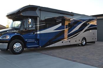 Thumbnail of RV