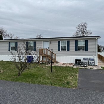 Thumbnail of mobile home