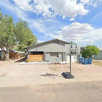 Thumbnail of mobile home