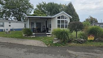 Thumbnail of mobile home