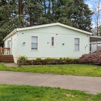 Thumbnail of mobile home