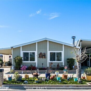 Thumbnail of mobile home