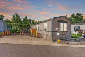 Thumbnail of mobile home