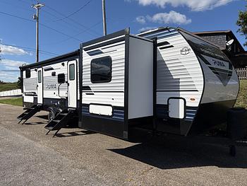 Thumbnail of RV