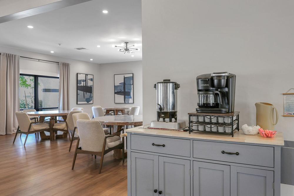 27 675 Parlanti Ln Sparks NV 89434 USA Dining room 0Z9A5141