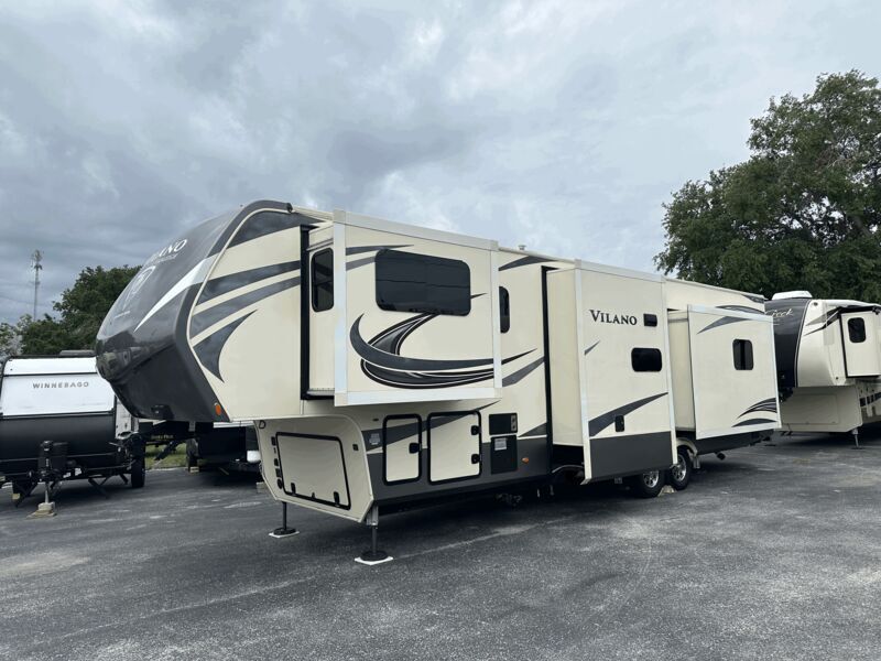 Photo of Rv