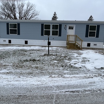 Thumbnail of mobile home