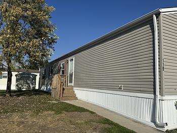 Thumbnail of mobile home