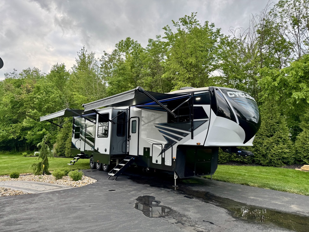 Photo of Rv