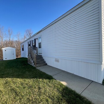 Thumbnail of mobile home