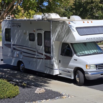 Thumbnail of RV