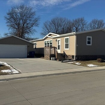 Thumbnail of mobile home