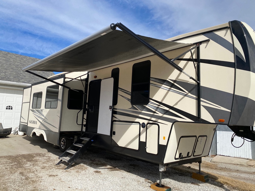 Photo of Rv