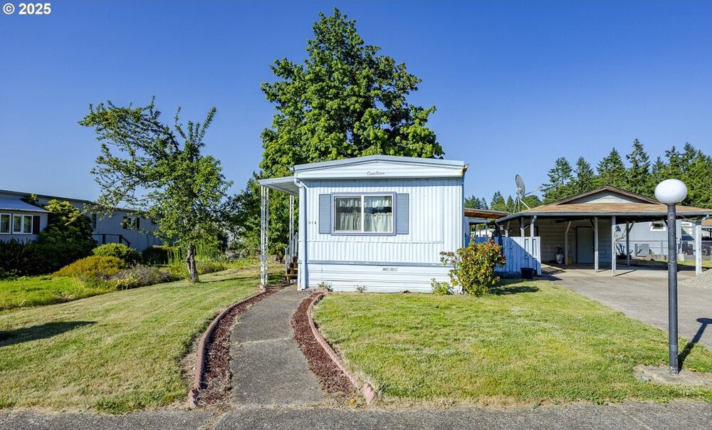 Photo of Mobile Home