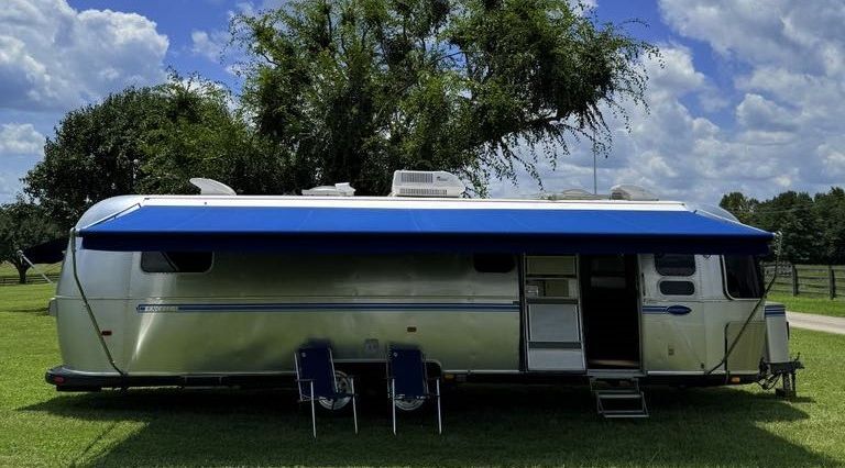 Photo of Rv