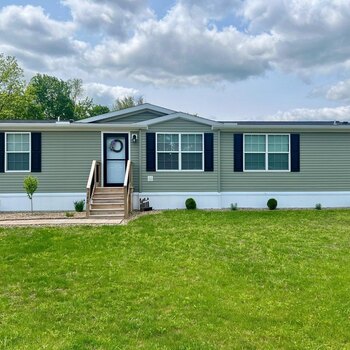 Thumbnail of mobile home