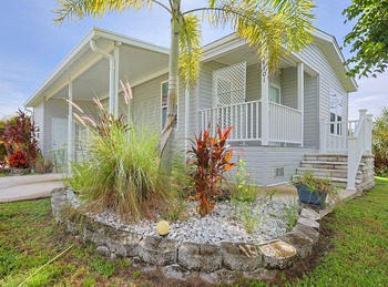 Thumbnail of mobile home