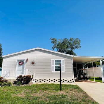 Thumbnail of mobile home