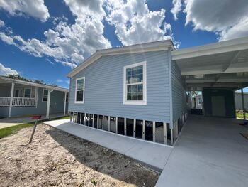 Thumbnail of mobile home