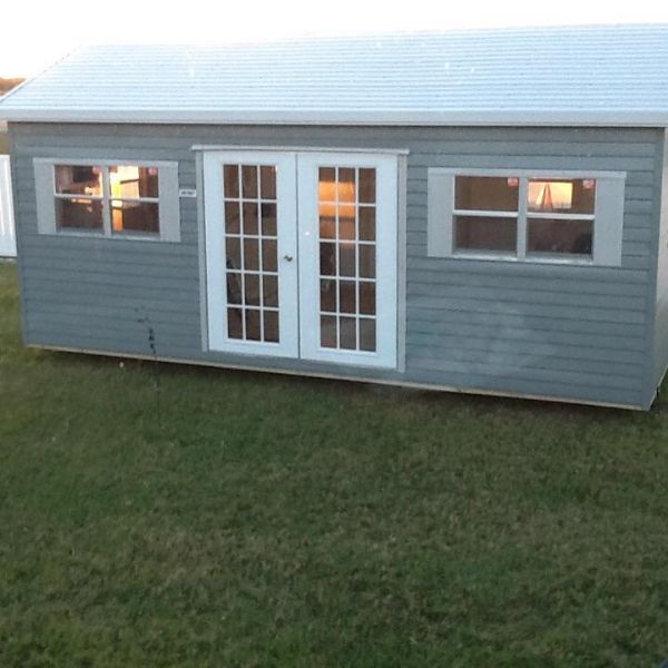 Photo of Shed with Washer / Dryer