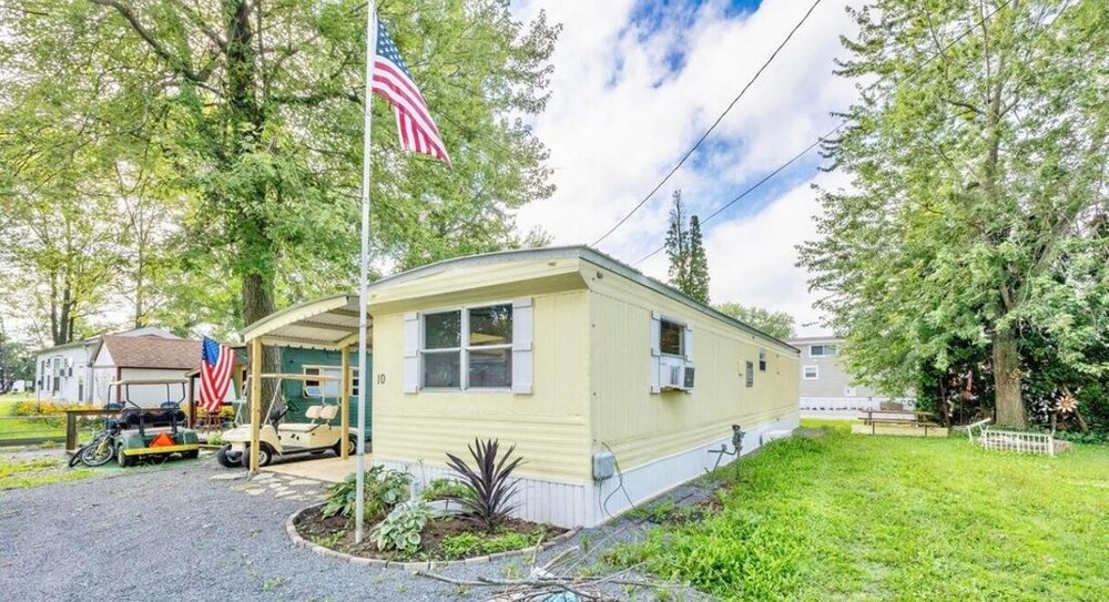 Photo of Mobile Home