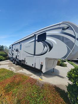 Thumbnail of RV