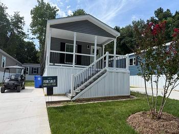 Thumbnail of mobile home