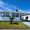 Mobile Home for Sale: 2 Bed 2 Bath 1982 Twin