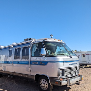 Thumbnail of RV