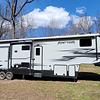 RV for Sale: 2017 RAPTOR 428SP